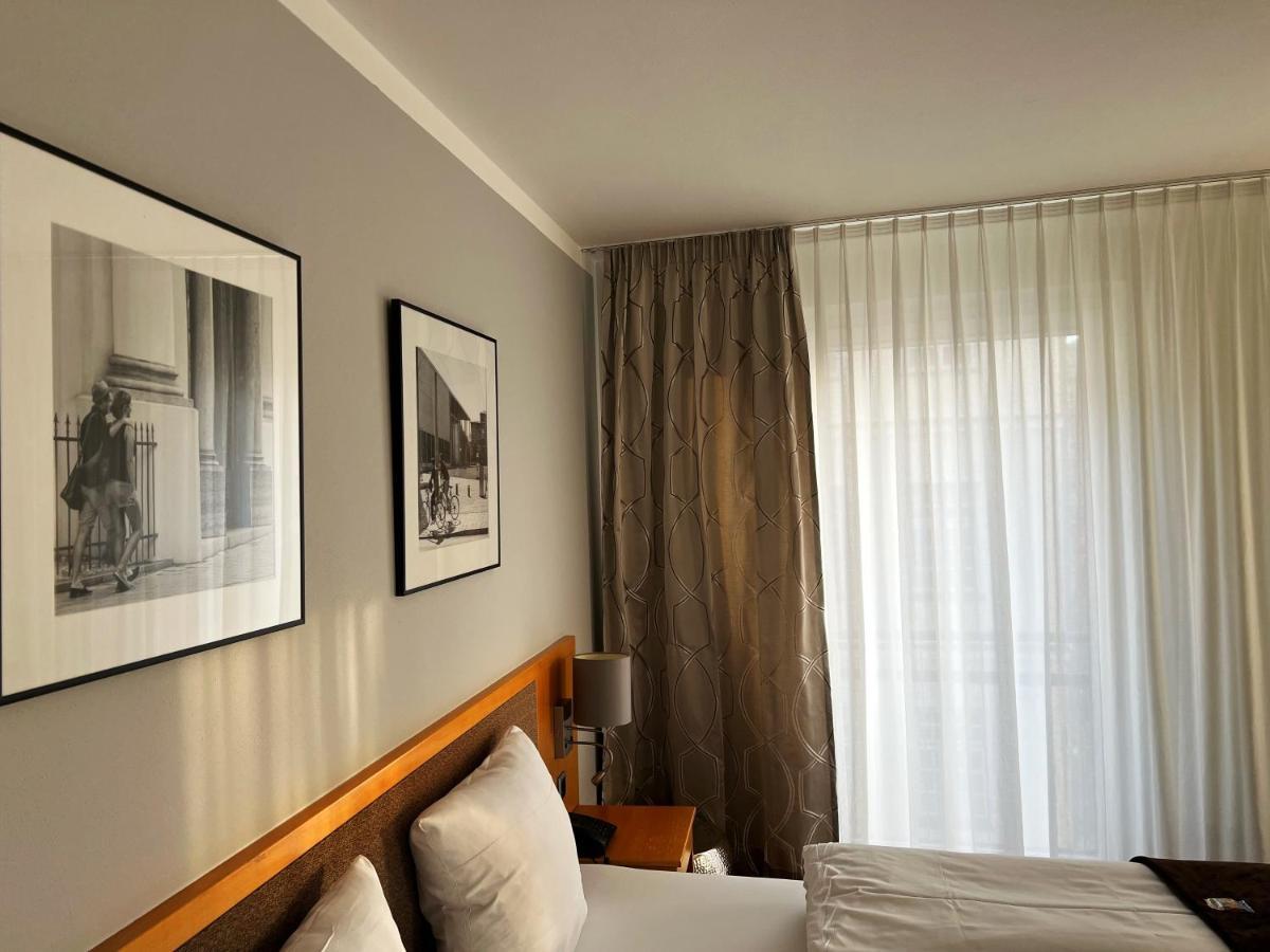 Hotel Prinz Münih Dış mekan fotoğraf