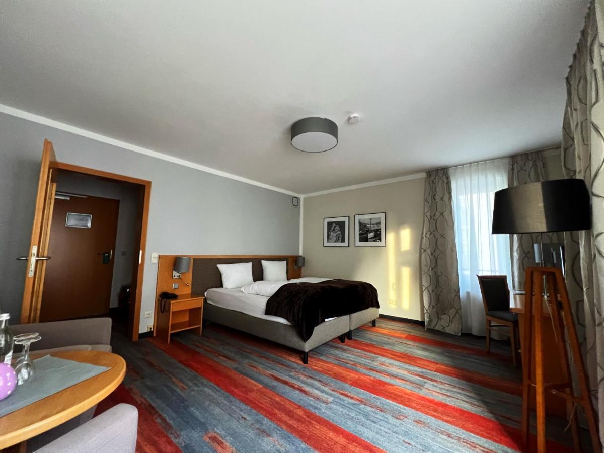 Hotel Prinz Münih Dış mekan fotoğraf