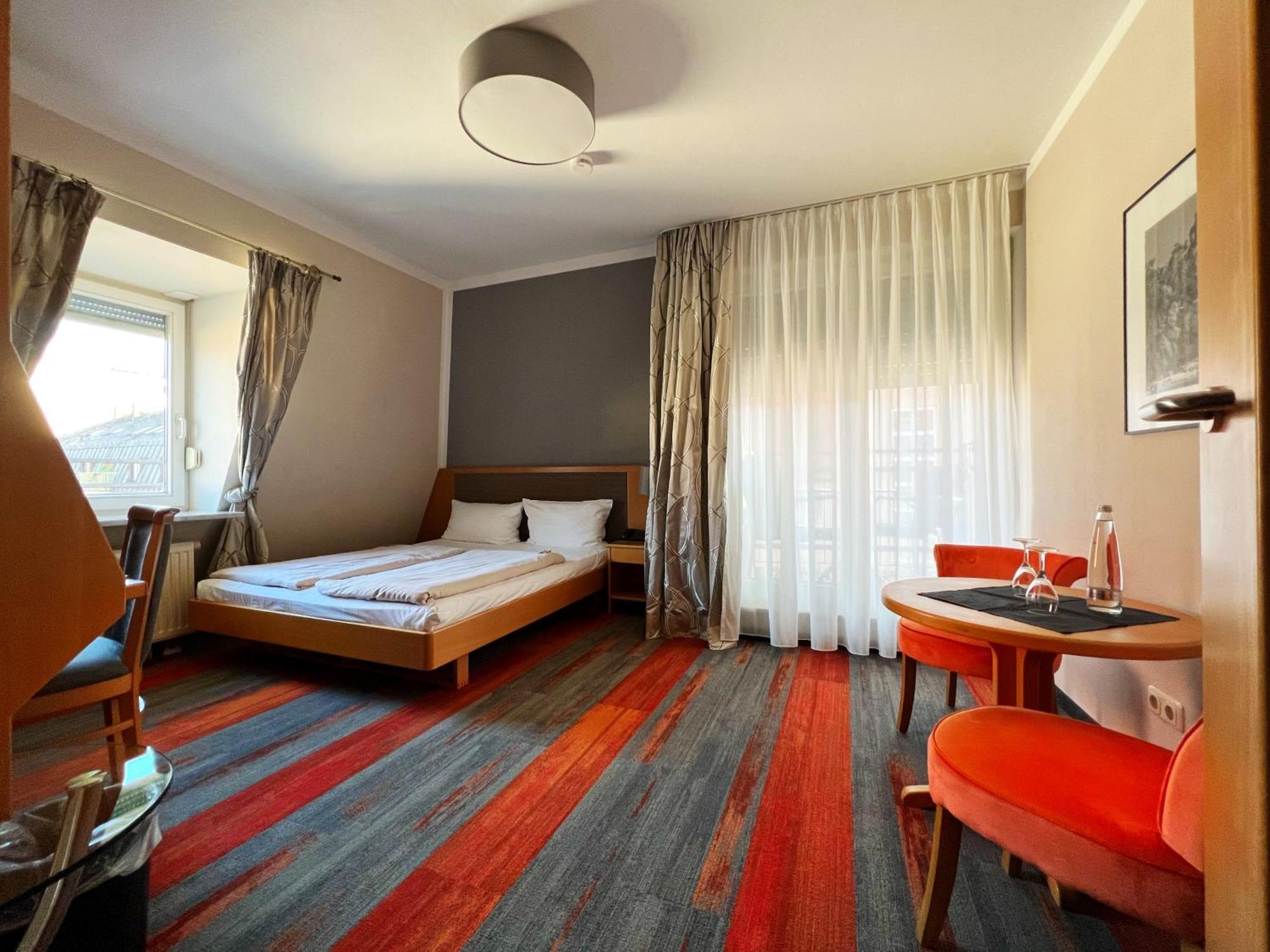 Hotel Prinz Münih Dış mekan fotoğraf